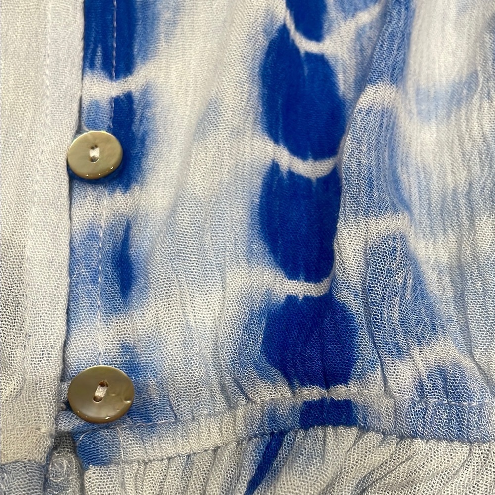 Chic Blue and White Women's Top - Picture 5 of 5